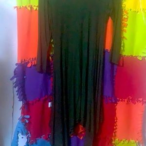 I’m selling a dark green dress